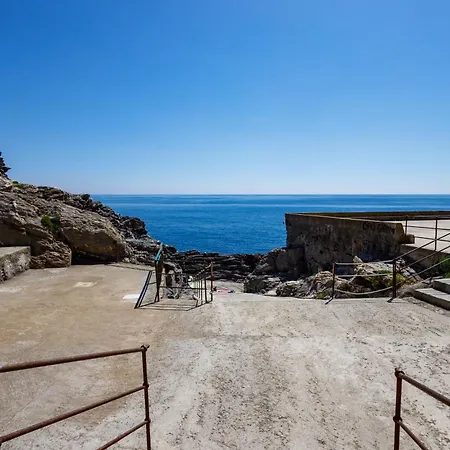 Pathway To The Sea Апартаменты *